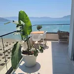 Seaside Serendipity